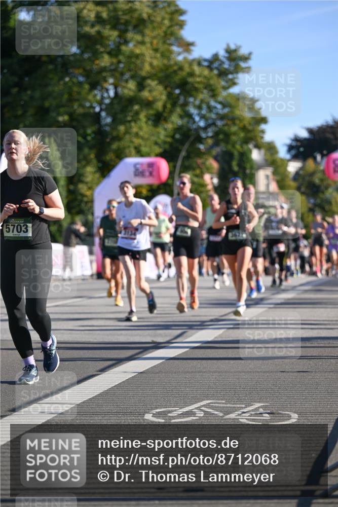 07.09.2025 - BARMER Alsterlauf Dr. Thomas Lammeyer http://msf.ph/oto/8712068 07.09.2025 09:41:03 Laufen 5703, 71 meine-sportfotos.de