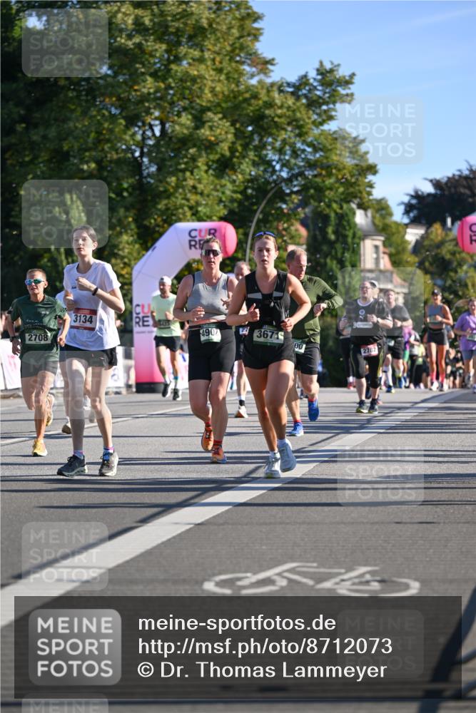 07.09.2025 - BARMER Alsterlauf Dr. Thomas Lammeyer http://msf.ph/oto/8712073 07.09.2025 09:41:04 Laufen 3134, 490, 2708, 23671, 00, 2782 meine-sportfotos.de