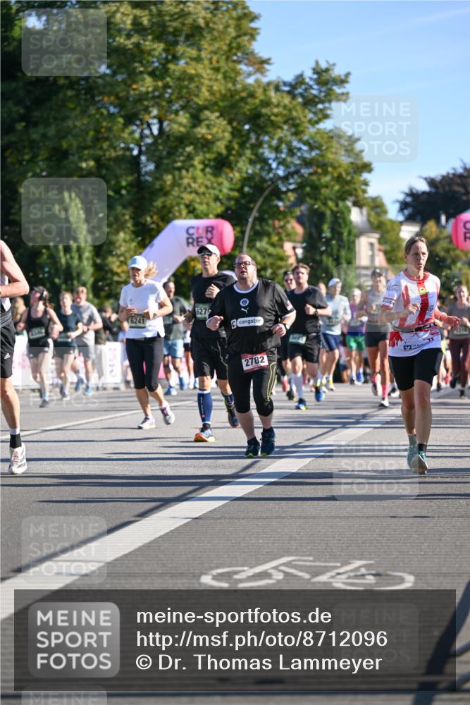 07.09.2025 - BARMER Alsterlauf Dr. Thomas Lammeyer http://msf.ph/oto/8712096 07.09.2025 09:41:08 Laufen 6241, 6275, 2782 meine-sportfotos.de