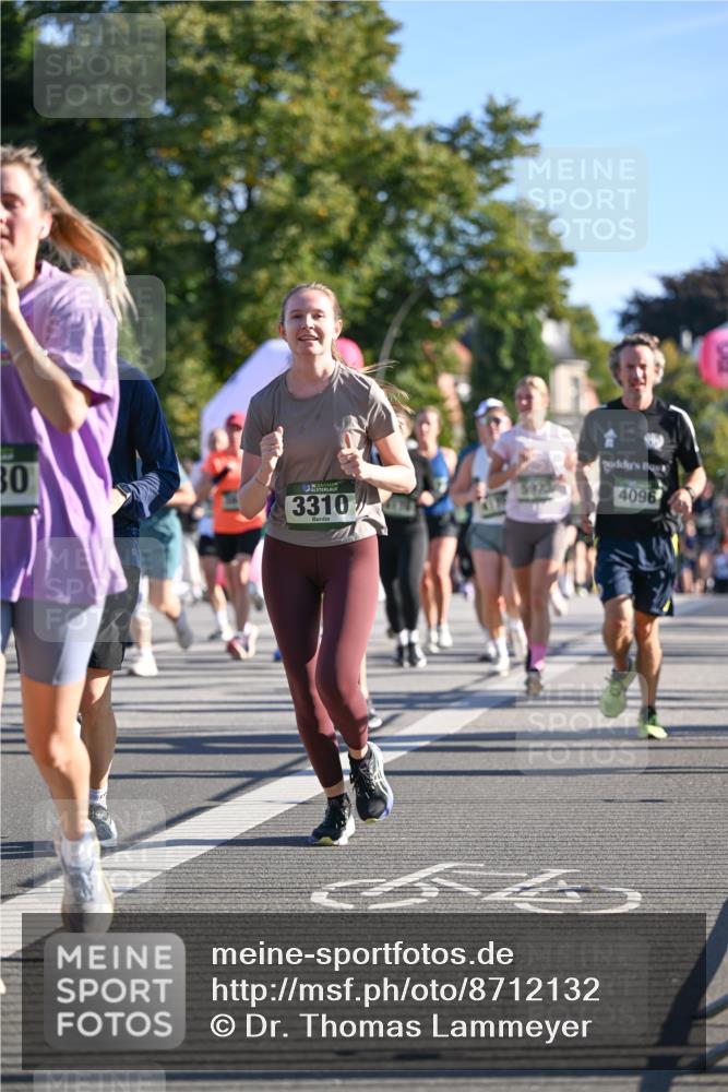 07.09.2025 - BARMER Alsterlauf Dr. Thomas Lammeyer http://msf.ph/oto/8712132 07.09.2025 09:41:15 Laufen 30, 3310, 4096 meine-sportfotos.de