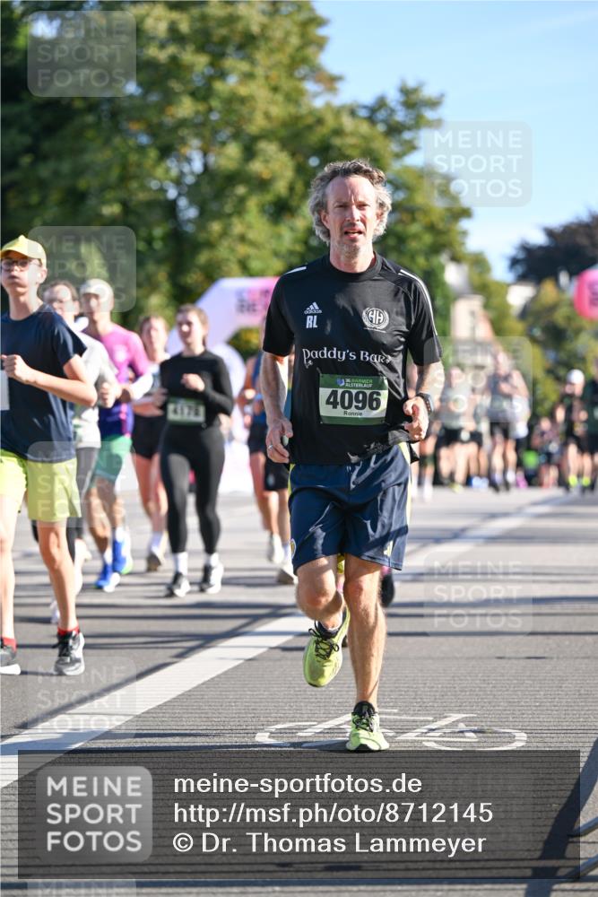 07.09.2025 - BARMER Alsterlauf Dr. Thomas Lammeyer http://msf.ph/oto/8712145 07.09.2025 09:41:17 Laufen 136, 4096 meine-sportfotos.de