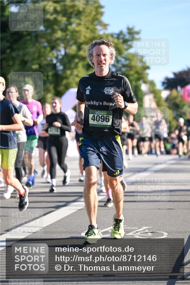 07.09.2025 - BARMER Alsterlauf Dr. Thomas Lammeyer http://msf.ph/oto/8712146 07.09.2025 09:41:17 Laufen 136, 4096 meine-sportfotos.de