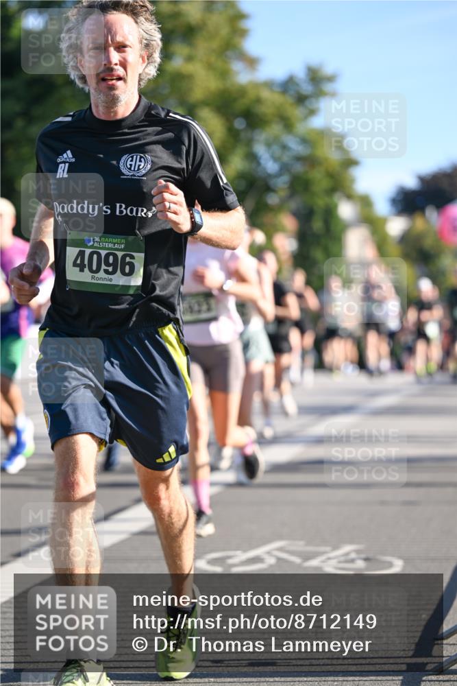 07.09.2025 - BARMER Alsterlauf Dr. Thomas Lammeyer http://msf.ph/oto/8712149 07.09.2025 09:41:18 Laufen 36, 4096 meine-sportfotos.de