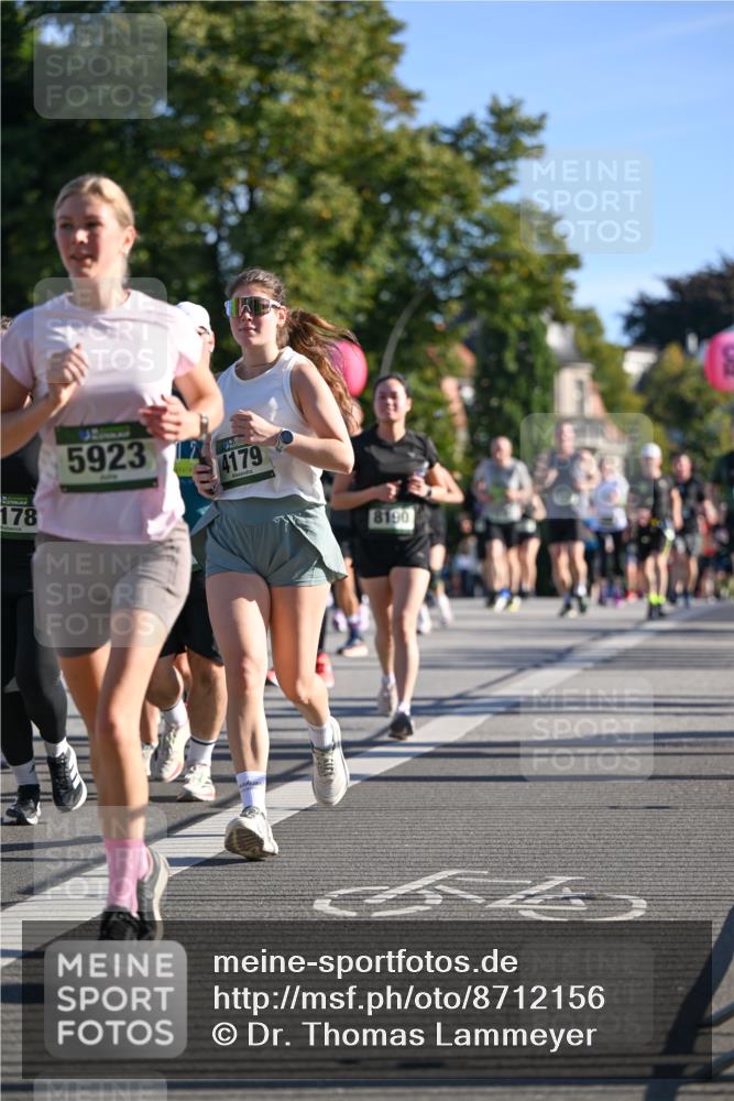07.09.2025 - BARMER Alsterlauf Dr. Thomas Lammeyer http://msf.ph/oto/8712156 07.09.2025 09:41:19 Laufen 178, 5923, 4179, 8190 meine-sportfotos.de