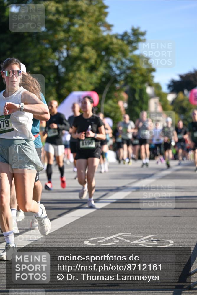 07.09.2025 - BARMER Alsterlauf Dr. Thomas Lammeyer http://msf.ph/oto/8712161 07.09.2025 09:41:20 Laufen 179, 8190 meine-sportfotos.de