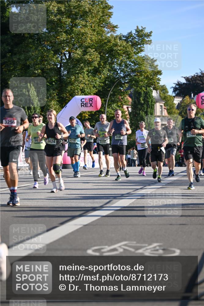 07.09.2025 - BARMER Alsterlauf Dr. Thomas Lammeyer http://msf.ph/oto/8712173 07.09.2025 09:41:22 Laufen 3256, 6063, 2744, 2591, 58, 3624, 4710, 5333 meine-sportfotos.de