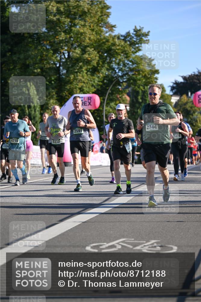 07.09.2025 - BARMER Alsterlauf Dr. Thomas Lammeyer http://msf.ph/oto/8712188 07.09.2025 09:41:24 Laufen 2591, 2744, 5554, 4710, 5333, 5478 meine-sportfotos.de