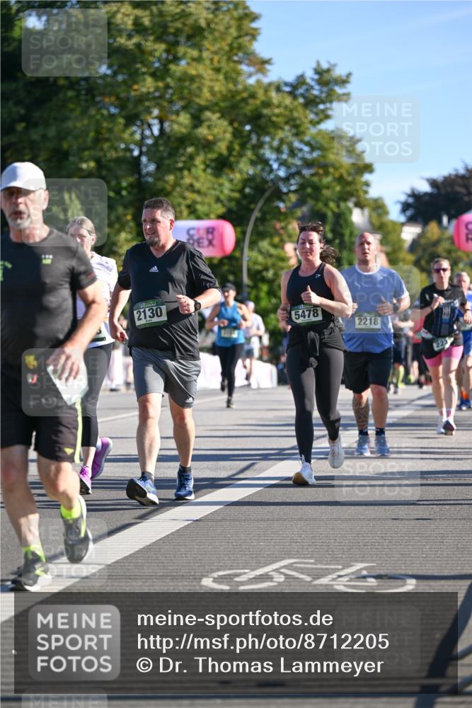 07.09.2025 - BARMER Alsterlauf Dr. Thomas Lammeyer http://msf.ph/oto/8712205 07.09.2025 09:41:27 Laufen 2130, 5478, 2218 meine-sportfotos.de