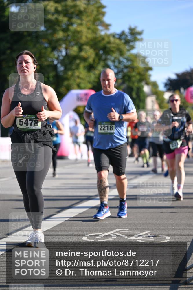 07.09.2025 - BARMER Alsterlauf Dr. Thomas Lammeyer http://msf.ph/oto/8712217 07.09.2025 09:41:29 Laufen 36, 5478, 2218 meine-sportfotos.de