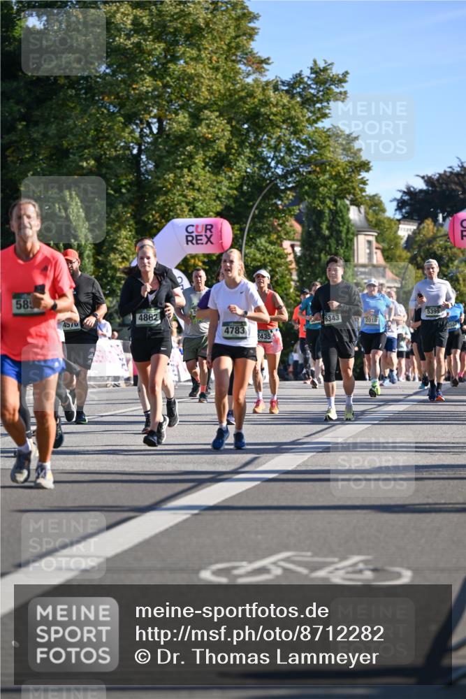 07.09.2025 - BARMER Alsterlauf Dr. Thomas Lammeyer http://msf.ph/oto/8712282 07.09.2025 09:41:42 Laufen 589, 4570, 4862, 6343, 2018, 4783, 2435, 54, 5399 meine-sportfotos.de