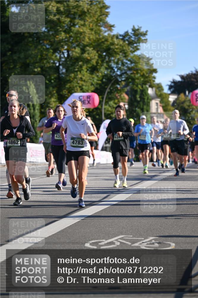 07.09.2025 - BARMER Alsterlauf Dr. Thomas Lammeyer http://msf.ph/oto/8712292 07.09.2025 09:41:43 Laufen 4862, 439, 6343, 2018, 4783 meine-sportfotos.de