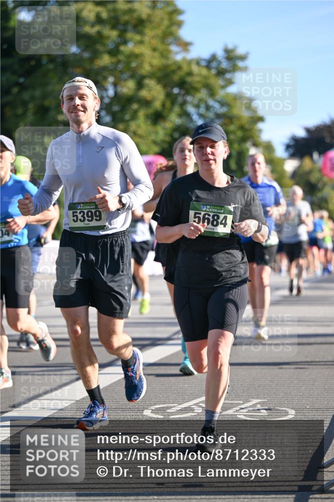 07.09.2025 - BARMER Alsterlauf Dr. Thomas Lammeyer http://msf.ph/oto/8712333 07.09.2025 09:41:49 Laufen 04, 36, 5399, 36, 5684 meine-sportfotos.de