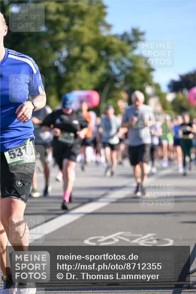 07.09.2025 - BARMER Alsterlauf Dr. Thomas Lammeyer http://msf.ph/oto/8712355 07.09.2025 09:41:53 Laufen 5319, 54 meine-sportfotos.de