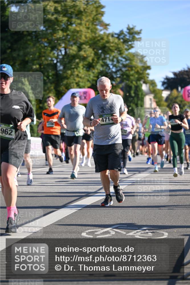 07.09.2025 - BARMER Alsterlauf Dr. Thomas Lammeyer http://msf.ph/oto/8712363 07.09.2025 09:41:54 Laufen 962, 4714, 128 meine-sportfotos.de