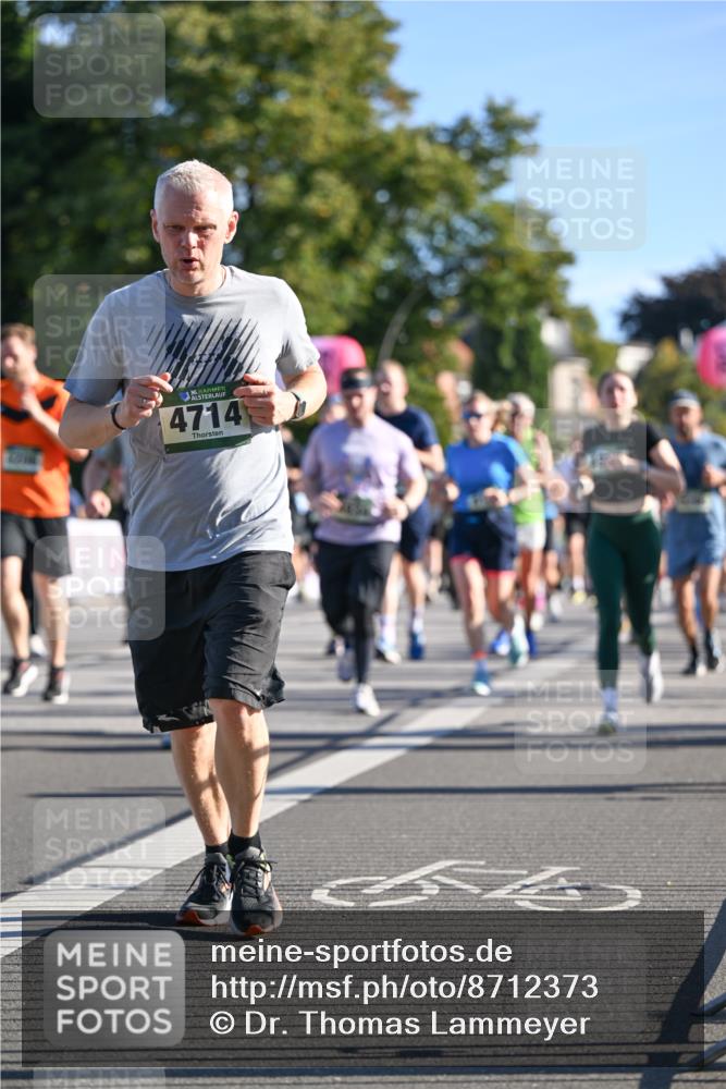 07.09.2025 - BARMER Alsterlauf Dr. Thomas Lammeyer http://msf.ph/oto/8712373 07.09.2025 09:41:56 Laufen 36, 4714 meine-sportfotos.de