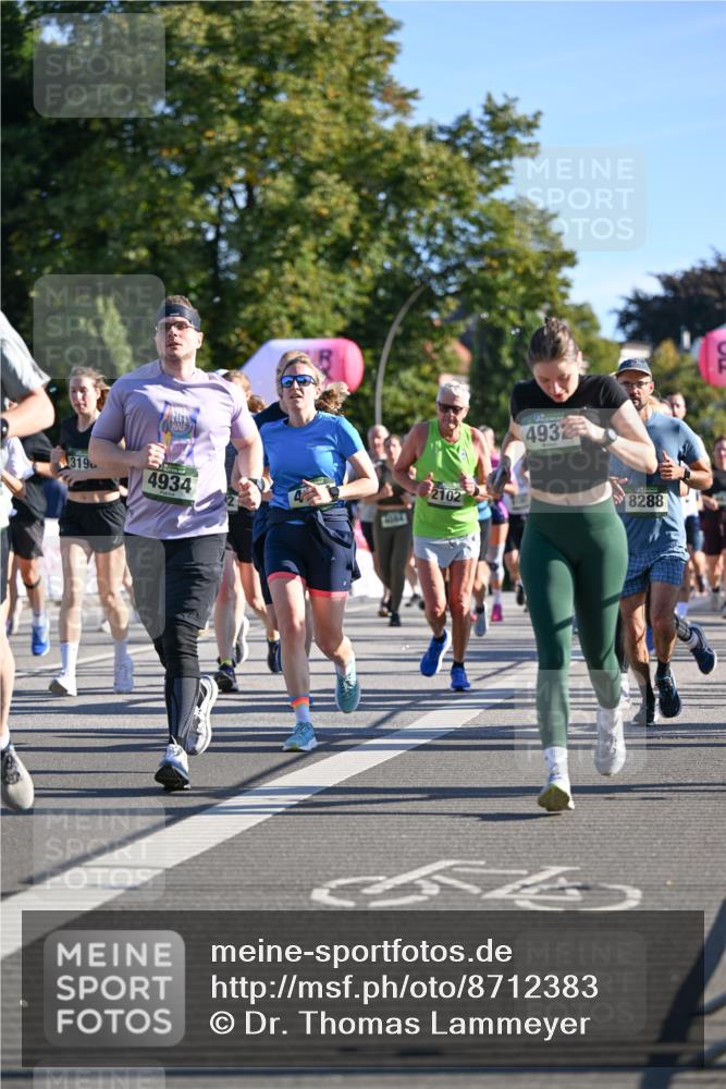 07.09.2025 - BARMER Alsterlauf Dr. Thomas Lammeyer http://msf.ph/oto/8712383 07.09.2025 09:41:57 Laufen 319, 32102, 4932, 4934, 8288 meine-sportfotos.de
