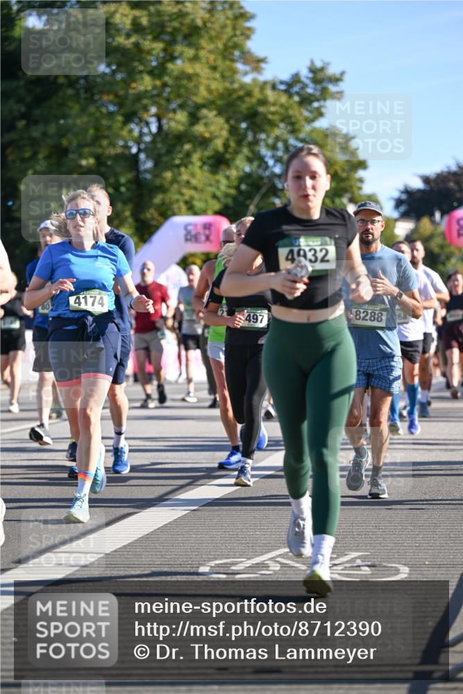07.09.2025 - BARMER Alsterlauf Dr. Thomas Lammeyer http://msf.ph/oto/8712390 07.09.2025 09:41:58 Laufen 4174, 4932, 497, 8288 meine-sportfotos.de