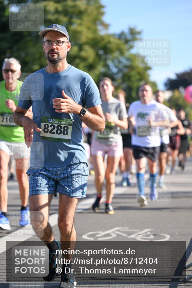 07.09.2025 - BARMER Alsterlauf Dr. Thomas Lammeyer http://msf.ph/oto/8712404 07.09.2025 09:42:00 Laufen 210, 36, 8288 meine-sportfotos.de