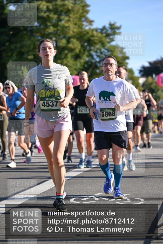 07.09.2025 - BARMER Alsterlauf Dr. Thomas Lammeyer http://msf.ph/oto/8712412 07.09.2025 09:42:01 Laufen 10, 4537, 8212, 5868 meine-sportfotos.de