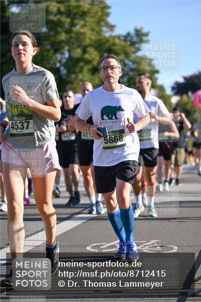 07.09.2025 - BARMER Alsterlauf Dr. Thomas Lammeyer http://msf.ph/oto/8712415 07.09.2025 09:42:02 Laufen 1, 4537, 136, 5868, 4319 meine-sportfotos.de