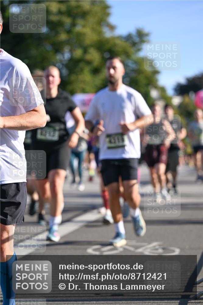 07.09.2025 - BARMER Alsterlauf Dr. Thomas Lammeyer http://msf.ph/oto/8712421 07.09.2025 09:42:03 Laufen  meine-sportfotos.de