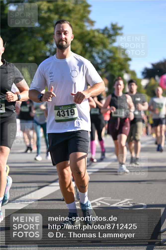 07.09.2025 - BARMER Alsterlauf Dr. Thomas Lammeyer http://msf.ph/oto/8712425 07.09.2025 09:42:03 Laufen 36, 4319 meine-sportfotos.de