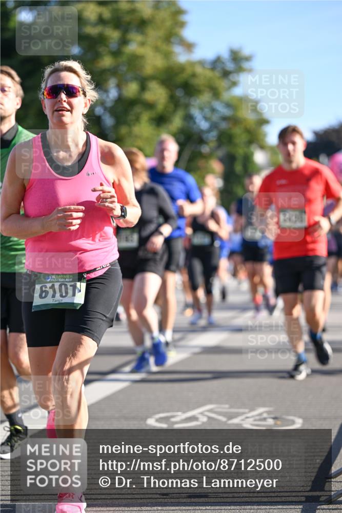 07.09.2025 - BARMER Alsterlauf Dr. Thomas Lammeyer http://msf.ph/oto/8712500 07.09.2025 09:42:16 Laufen 36, 6101, 4741, 64 meine-sportfotos.de