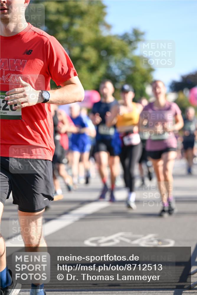 07.09.2025 - BARMER Alsterlauf Dr. Thomas Lammeyer http://msf.ph/oto/8712513 07.09.2025 09:42:18 Laufen 20, 44 meine-sportfotos.de