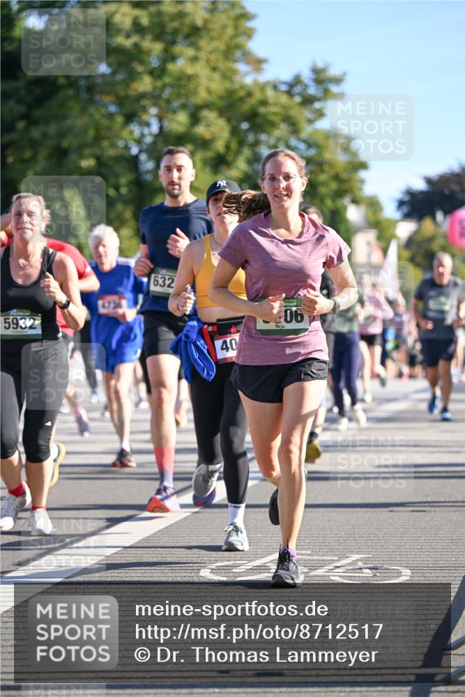 07.09.2025 - BARMER Alsterlauf Dr. Thomas Lammeyer http://msf.ph/oto/8712517 07.09.2025 09:42:19 Laufen 5932, 4736, 632, 40, 06 meine-sportfotos.de