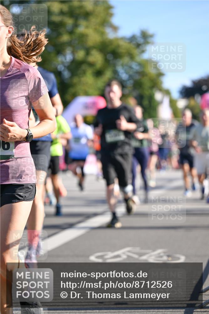 07.09.2025 - BARMER Alsterlauf Dr. Thomas Lammeyer http://msf.ph/oto/8712526 07.09.2025 09:42:20 Laufen  meine-sportfotos.de