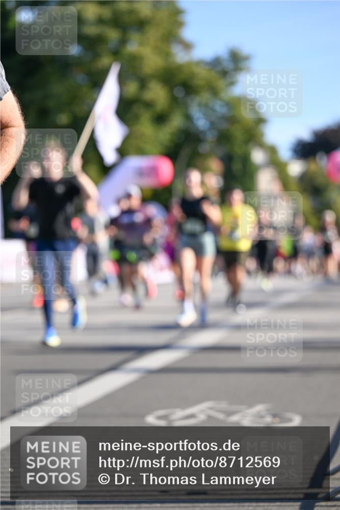 07.09.2025 - BARMER Alsterlauf Dr. Thomas Lammeyer http://msf.ph/oto/8712569 07.09.2025 09:42:26 Laufen  meine-sportfotos.de