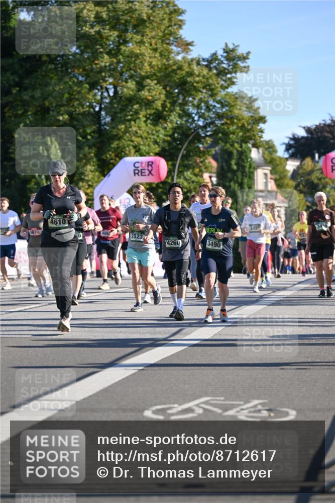 07.09.2025 - BARMER Alsterlauf Dr. Thomas Lammeyer http://msf.ph/oto/8712617 07.09.2025 09:42:35 Laufen 387, 4610, 489, 2523, 4260, 3490, 3429, 3455, 54 meine-sportfotos.de