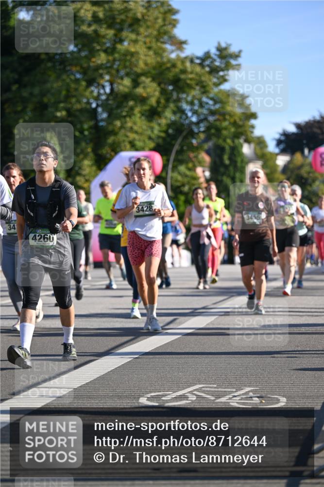 07.09.2025 - BARMER Alsterlauf Dr. Thomas Lammeyer http://msf.ph/oto/8712644 07.09.2025 09:42:39 Laufen 34, 4260, 3428, 3455 meine-sportfotos.de