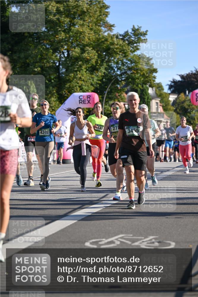 07.09.2025 - BARMER Alsterlauf Dr. Thomas Lammeyer http://msf.ph/oto/8712652 07.09.2025 09:42:41 Laufen 411, 148, 4202, 271, 3455, 146 meine-sportfotos.de