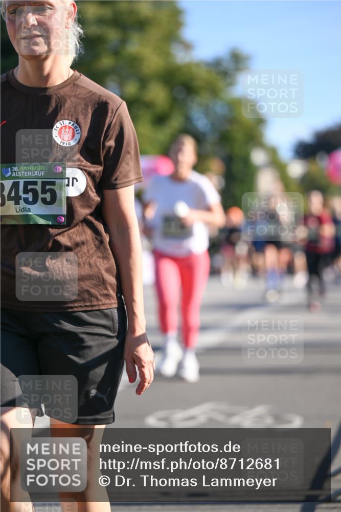 07.09.2025 - BARMER Alsterlauf Dr. Thomas Lammeyer http://msf.ph/oto/8712681 07.09.2025 09:42:46 Laufen 1910, 36, 3455, 654 meine-sportfotos.de