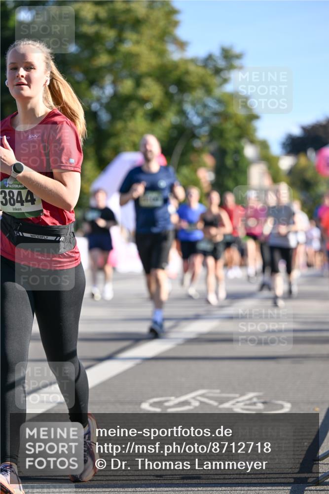 07.09.2025 - BARMER Alsterlauf Dr. Thomas Lammeyer http://msf.ph/oto/8712718 07.09.2025 09:42:52 Laufen 3844 meine-sportfotos.de