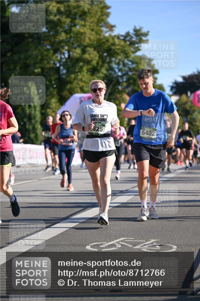 07.09.2025 - BARMER Alsterlauf Dr. Thomas Lammeyer http://msf.ph/oto/8712766 07.09.2025 09:43:00 Laufen 3825, 5402 meine-sportfotos.de
