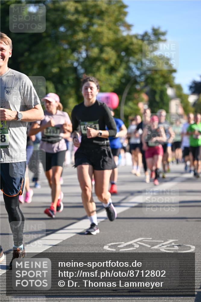 07.09.2025 - BARMER Alsterlauf Dr. Thomas Lammeyer http://msf.ph/oto/8712802 07.09.2025 09:43:08 Laufen 8, 36 meine-sportfotos.de