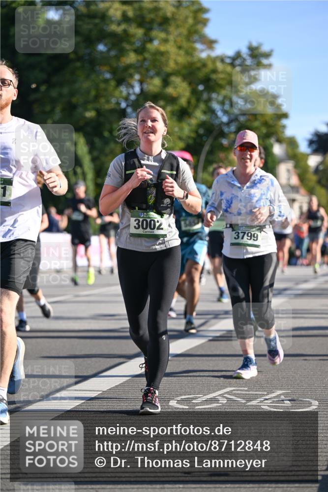 07.09.2025 - BARMER Alsterlauf Dr. Thomas Lammeyer http://msf.ph/oto/8712848 07.09.2025 09:43:16 Laufen 30, 36, 3002, 3799 meine-sportfotos.de