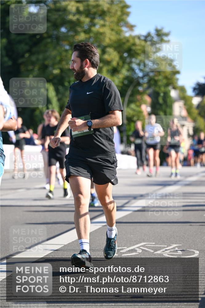 07.09.2025 - BARMER Alsterlauf Dr. Thomas Lammeyer http://msf.ph/oto/8712863 07.09.2025 09:43:19 Laufen  meine-sportfotos.de