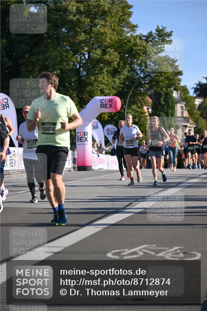 07.09.2025 - BARMER Alsterlauf Dr. Thomas Lammeyer http://msf.ph/oto/8712874 07.09.2025 09:43:20 Laufen 2331, 3, 47, 5594, 559, 54 meine-sportfotos.de