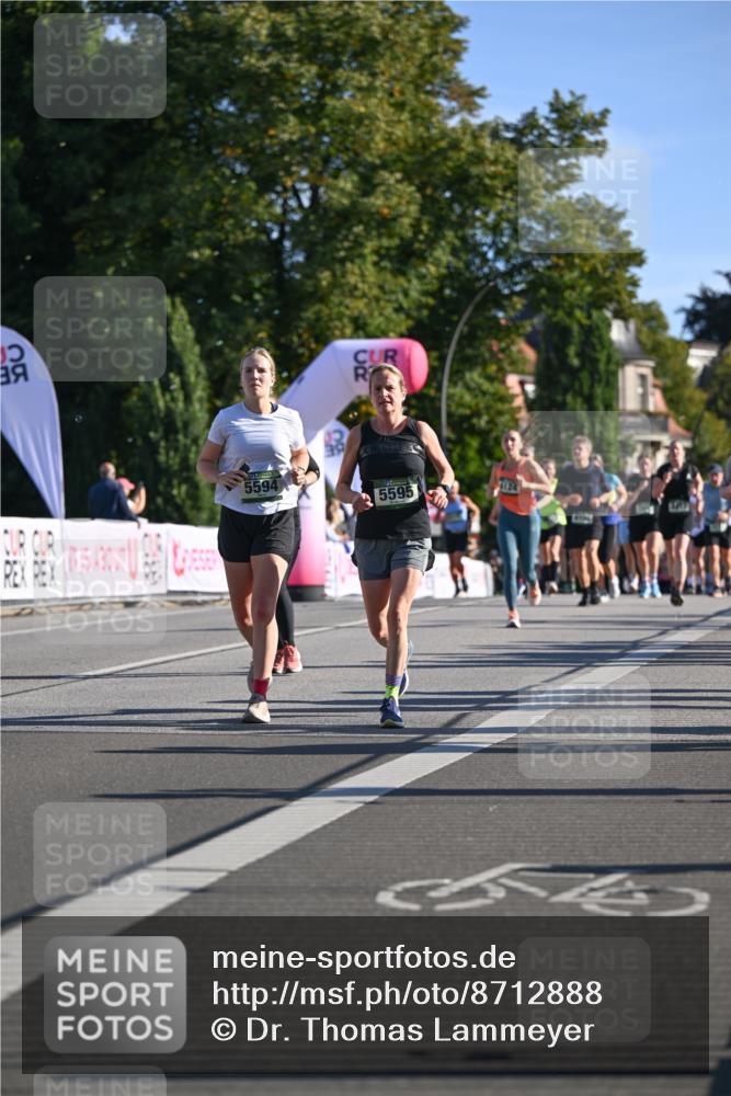 07.09.2025 - BARMER Alsterlauf Dr. Thomas Lammeyer http://msf.ph/oto/8712888 07.09.2025 09:43:23 Laufen 5594, 5595, 4124 meine-sportfotos.de