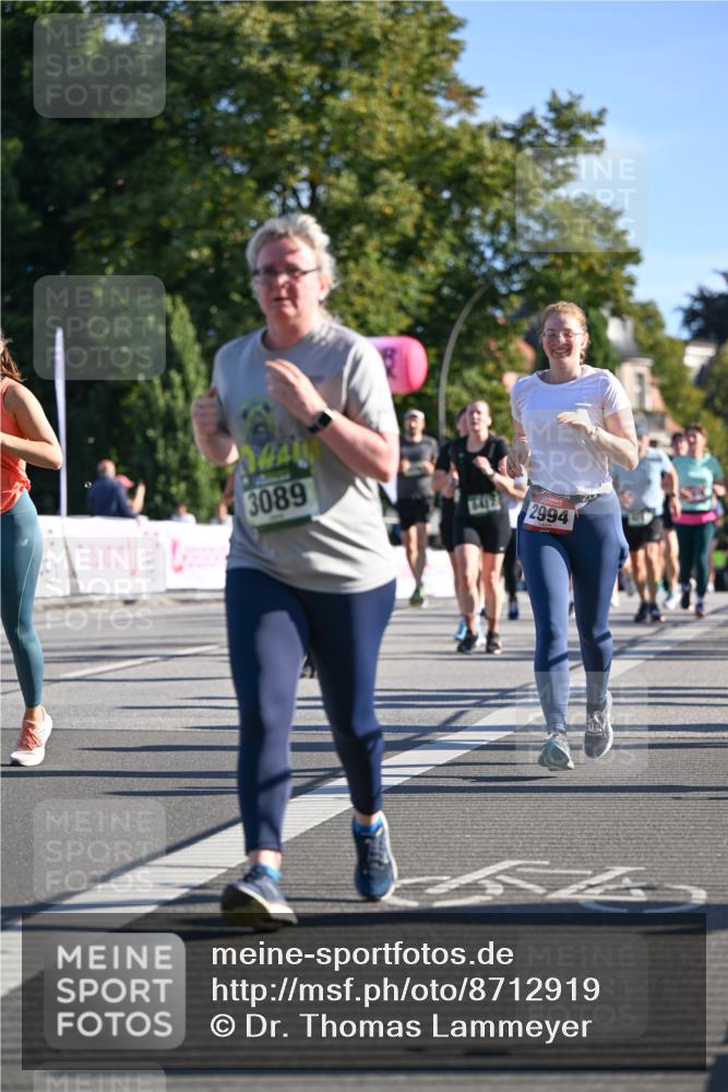 07.09.2025 - BARMER Alsterlauf Dr. Thomas Lammeyer http://msf.ph/oto/8712919 07.09.2025 09:43:28 Laufen 3089, 2994 meine-sportfotos.de