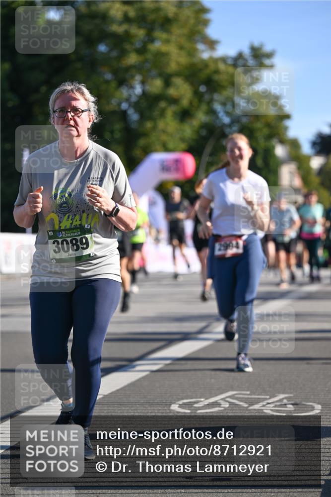 07.09.2025 - BARMER Alsterlauf Dr. Thomas Lammeyer http://msf.ph/oto/8712921 07.09.2025 09:43:28 Laufen 36, 3089, 2994 meine-sportfotos.de