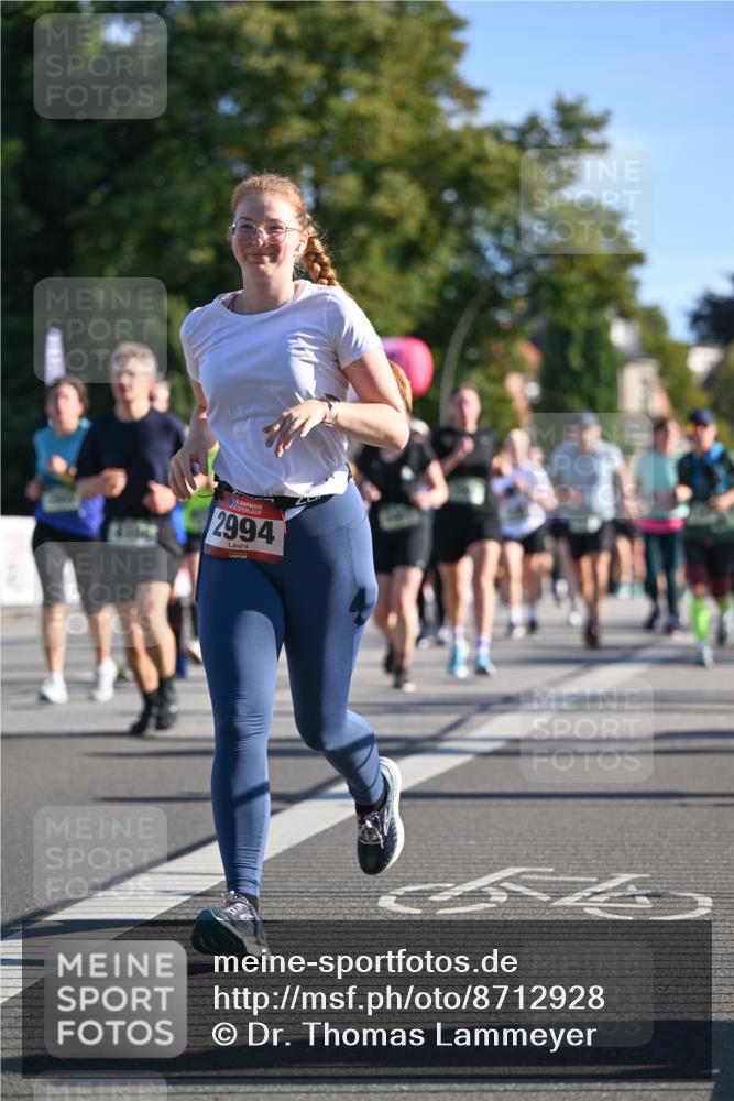 07.09.2025 - BARMER Alsterlauf Dr. Thomas Lammeyer http://msf.ph/oto/8712928 07.09.2025 09:43:29 Laufen 2994 meine-sportfotos.de