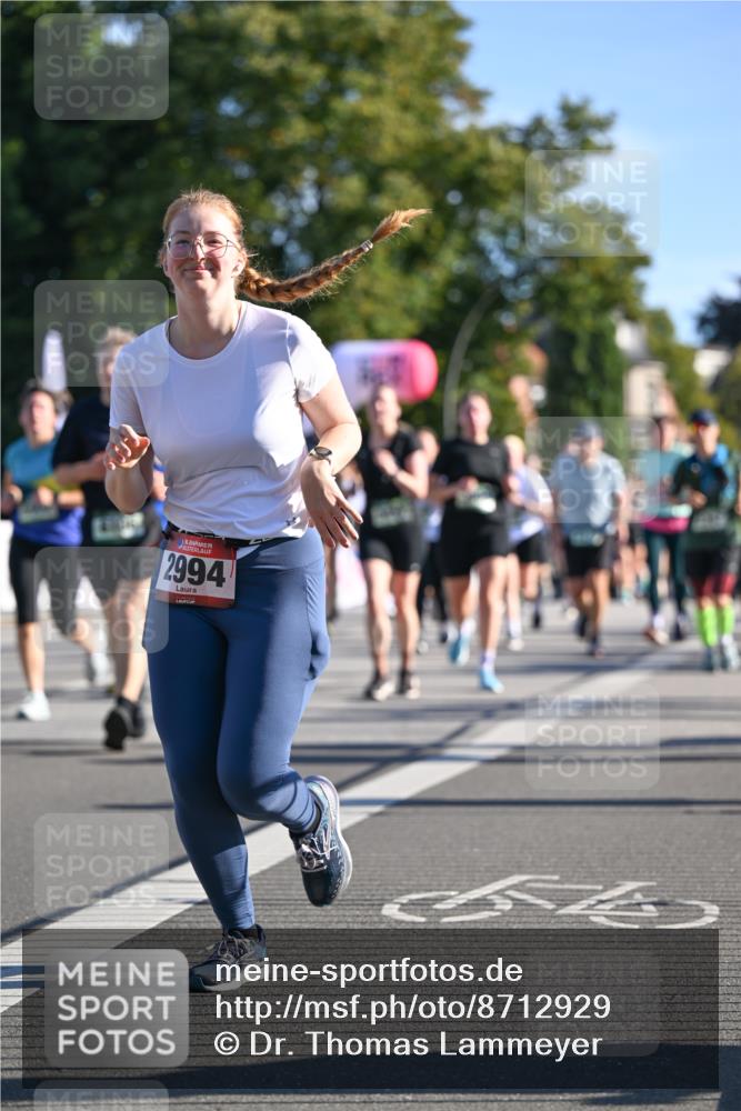 07.09.2025 - BARMER Alsterlauf Dr. Thomas Lammeyer http://msf.ph/oto/8712929 07.09.2025 09:43:29 Laufen 2994 meine-sportfotos.de