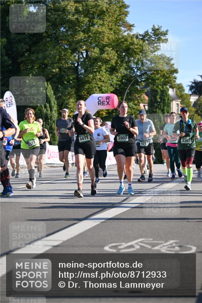 07.09.2025 - BARMER Alsterlauf Dr. Thomas Lammeyer http://msf.ph/oto/8712933 07.09.2025 09:43:30 Laufen 59, 62, 2372, 8417, 3902, 9077, 264, 4217, 2367, 04 meine-sportfotos.de
