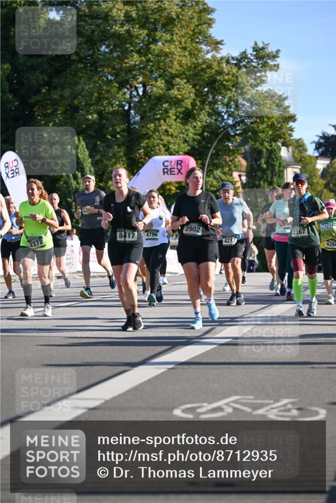 07.09.2025 - BARMER Alsterlauf Dr. Thomas Lammeyer http://msf.ph/oto/8712935 07.09.2025 09:43:30 Laufen 2372, 8417, 4796, 3902, 4217, 64, 2367, 6260 meine-sportfotos.de