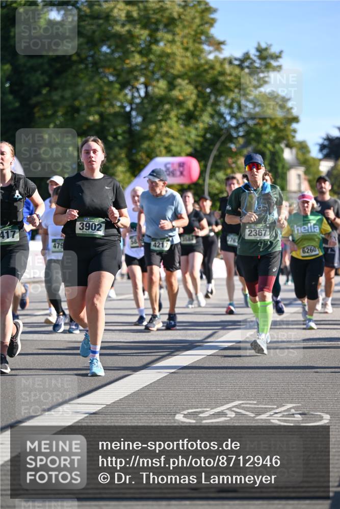 07.09.2025 - BARMER Alsterlauf Dr. Thomas Lammeyer http://msf.ph/oto/8712946 07.09.2025 09:43:32 Laufen 417, 479, 3902, 58, 2367, 4217, 6260 meine-sportfotos.de