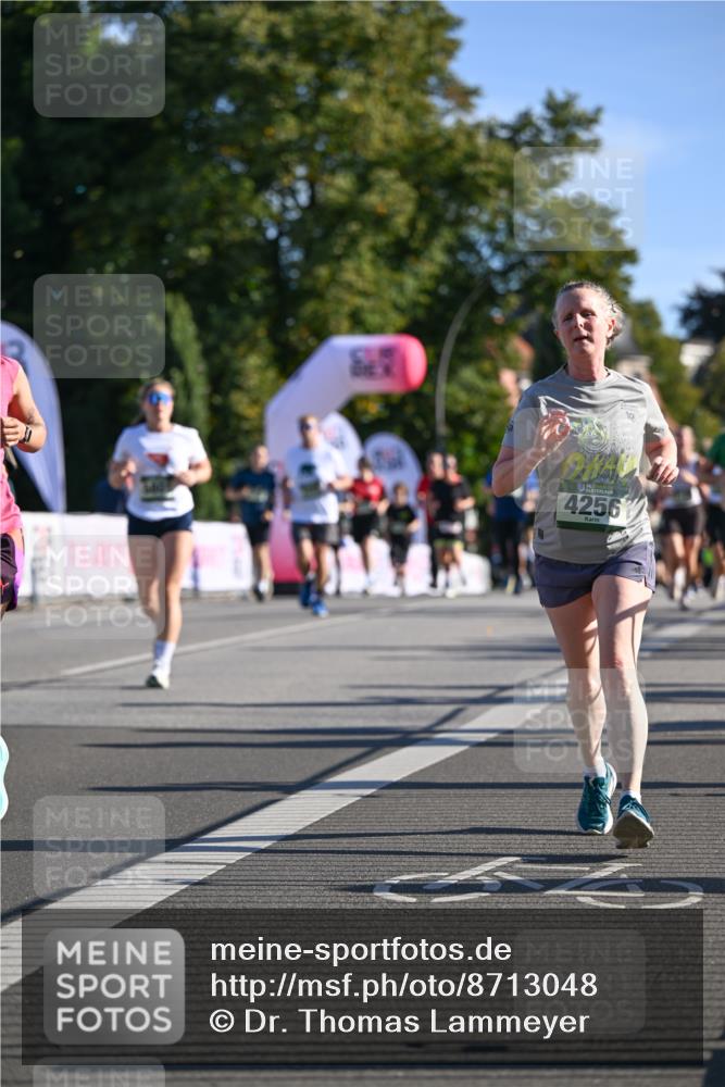 07.09.2025 - BARMER Alsterlauf Dr. Thomas Lammeyer http://msf.ph/oto/8713048 07.09.2025 09:43:49 Laufen 36, 4256 meine-sportfotos.de